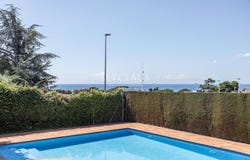 Alella, Catalonia 08328