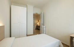 Carrer de Ciscar, Valencia, Valencian Community 46005