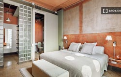 barcelona, Catalonia 08011