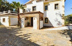 Casares, Andalucía 29690