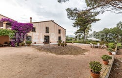 Arenys de Munt, Catalonia 08358