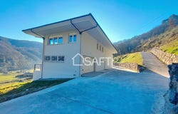 Oviedo, Asturias 33558