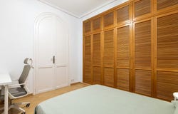 Carrer Martínez Cubells, Valencia, Valencian Community 46002