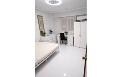 Valencia, Valencian Community 46015
