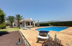 Almería, Catalonia 43860