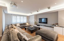 Valencia Capital, Valencian Community 46010
