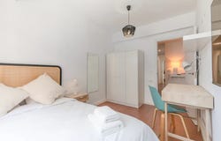 Carrer de Josep Benlliure, Valencia, Valencian Community 46011