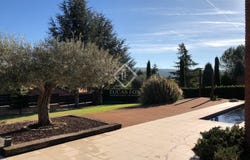 Begues, Catalonia 08859