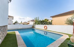 El Vendrell, Catalonia 43880