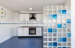 Valencia Capital, Valencian Community 46019