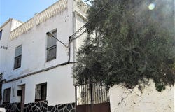 Cádiar, Andalusia 18440