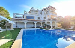 Villalonga, Valencian Community 46720