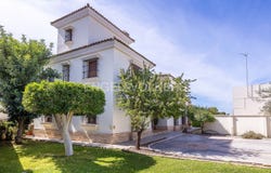 Sanlúcar la Mayor, Andalusia 41800