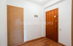 Valencia Capital, Valencian Community 46014
