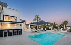 Nueva Andalucia, Andalusia 29660