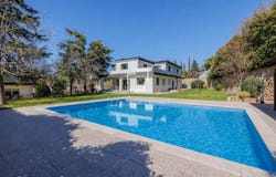 Boadilla del Monte, Community of Madrid 28660