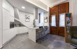 Valencia Capital, Valencian Community 46009