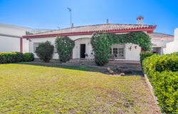 Dos Hermanas, Andalusia 41702
