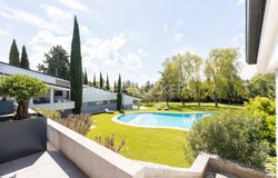 Pozuelo de Alarcón, Community of Madrid 28223