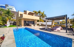 San Eugenio, Canary Islands 38660