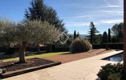 Begues, Catalonia 08859