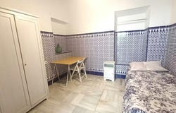 Calle Castellar, Sevilla, Andalusia 41003