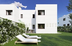 Calafell, Catalonia 43820