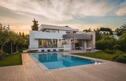 Estepona, El Paraíso, Málaga, Andalusia 29688