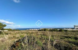 Es Mercadal, Balearic Islands 07740