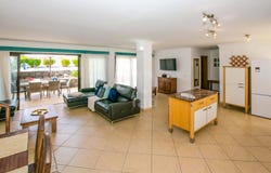 Palmas (Las), Canary Islands 35580