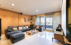 Valencia Capital, Valencian Community 46015
