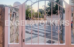 Requena, Valencian Community 46340