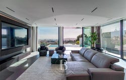 Barcelona, Catalonia 08017