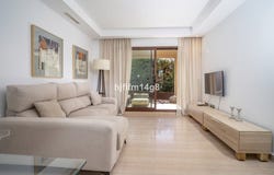 Nueva Andalucía, Malaga, Andalusia 04006