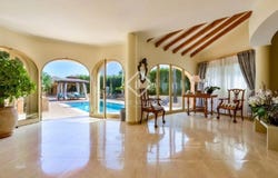 Calpe, Valencian Community 03710