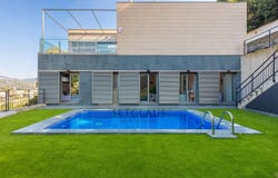 Alella, Catalonia 08328