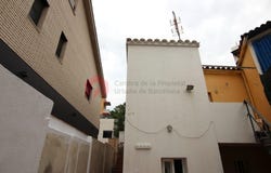 Santa Coloma de Gramenet, Catalonia 08921
