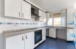 Valencia Capital, Valencian Community 46019