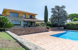 Alella, Catalonia 08328