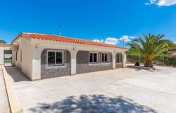 Busot, Valencia 03111