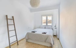 Carrer Pare Lluís Navarro, Valencia, Valencian Community 46011