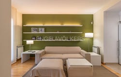 Sabadell, Catalonia 08201
