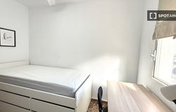 valencia, Valencian Community 46006