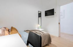 Carrer dHonorat Juan, Valencia, Valencian Community 46007