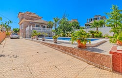 Los Balcones, Valencia 03186