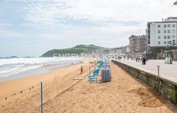 Zarautz, Basque Country 20800