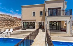 Los Abrigos, Canary Islands 38618
