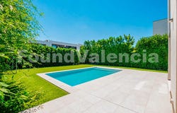 Valencia, Valencian Community 46117