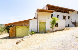 Begues, Catalonia 08859