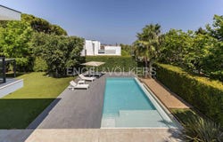 Castelldefels, Catalonia 08860